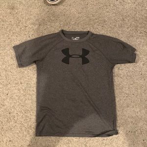 Grey Under Armour workout shirt